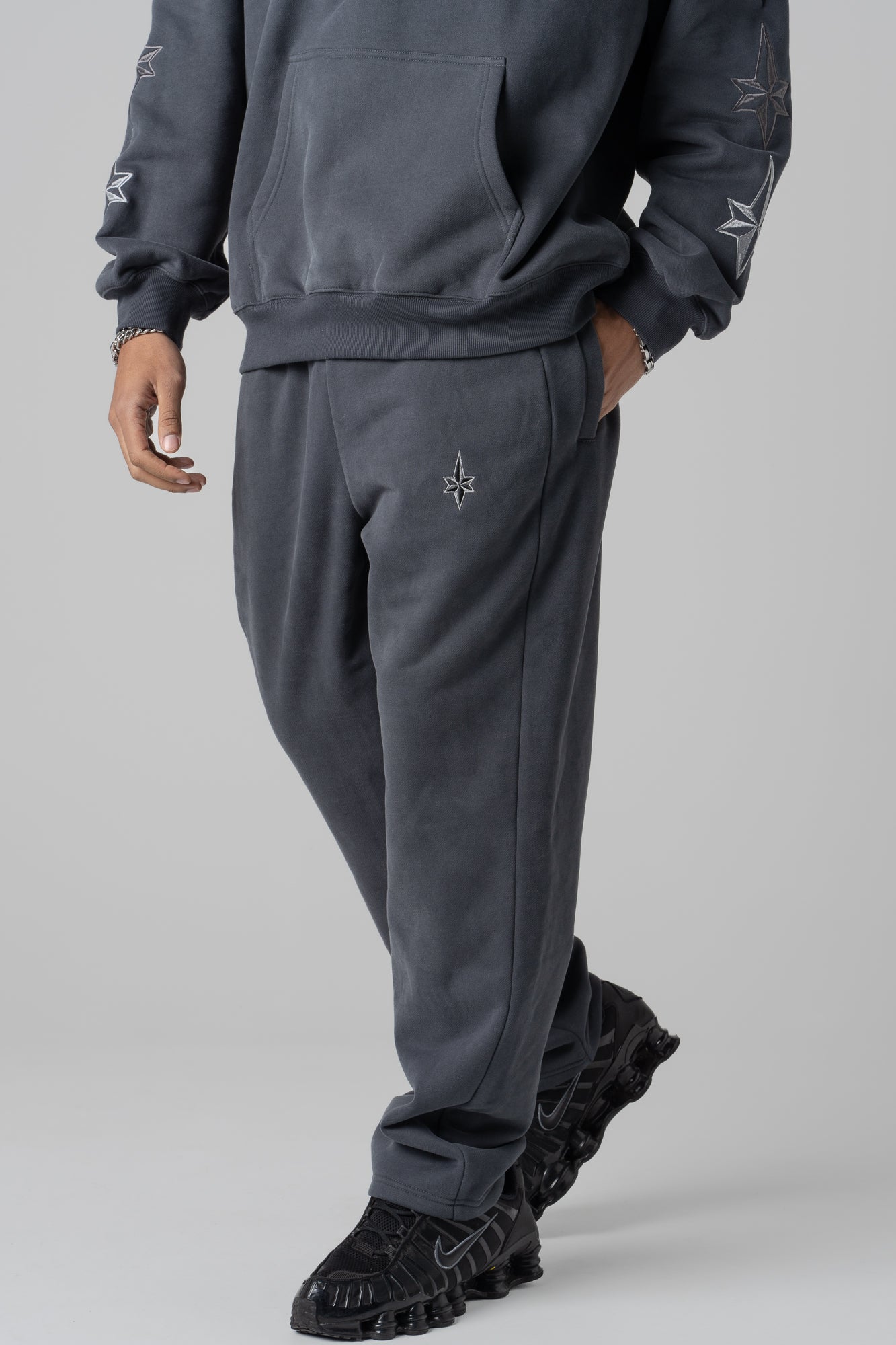 The OG Star Trackpant - Charcoal Grey