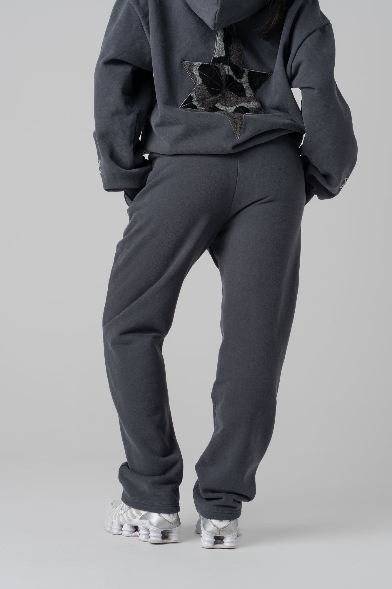 The OG Star Trackpant - Charcoal Grey